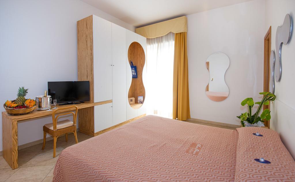גאליפולי Joli Park Hotel - Caroli Hotels מראה חיצוני תמונה